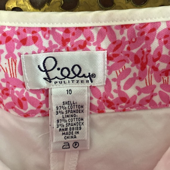 Lilly Pulitzer skort. Classic pink and white. Super comfy! - Picture 3 of 3